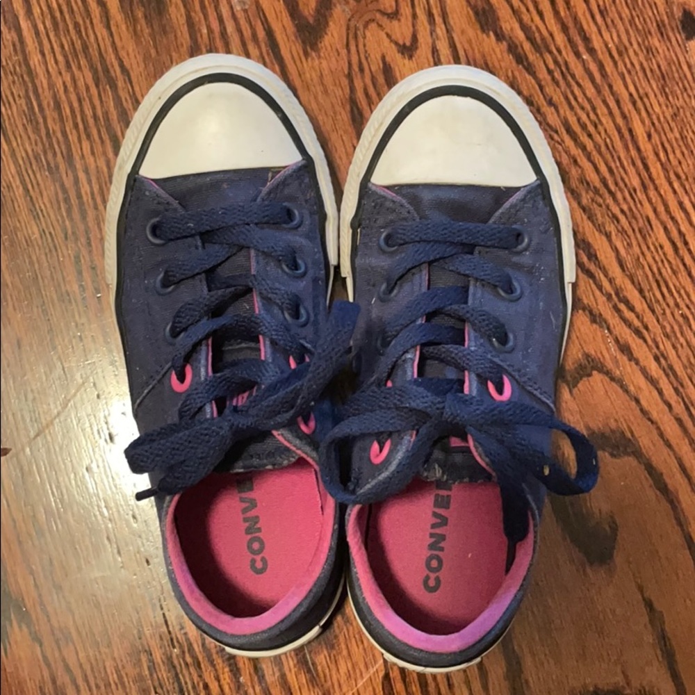 Converse little girls size 12